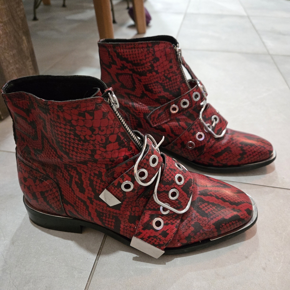 Topshop Red Snake Print Ankle Boots - Picture 2 of 4